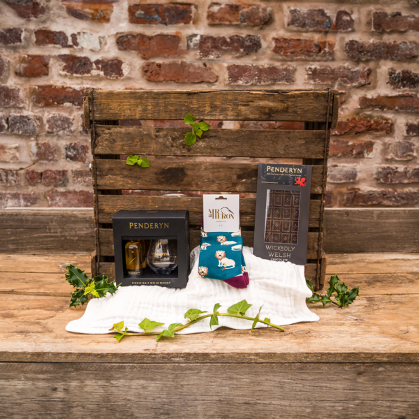 photo of items from a gift hamper for men from Rhug Estate