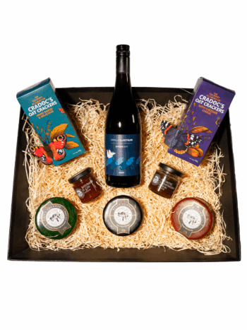 Rhug Welsh Cheese and Wine Hamper