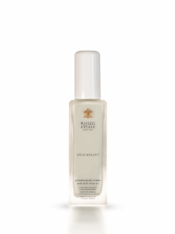 rhug wild beauty protecting day cream with blue tansy oil